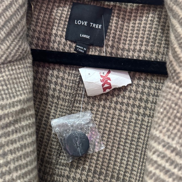 NWT Love Tree Brown Plaid Women's Coat - Picture 5 of 8